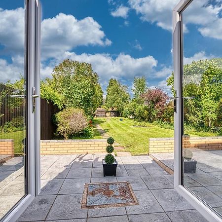 Elegant 5 Bed House - Sleeps 9, Central Solihull, Nec, Jlr, Hs2, Resorts World, Airport Business And Leisure Stays, 外观 照片